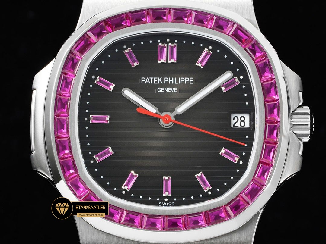 Patek Philippe Nautilus 40mm Siyah Kadran Jumbo 5711 Full Taşlı Bezel ETA (2) Patek Philippe Nautilus 40mm Siyah Kadran Jumbo 5711 Full Taşlı Bezel ETA