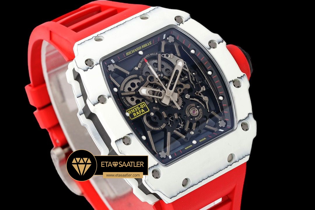 Richard Mille RM35-01 RAFA Beyaz NTPT Carbon Kasa Kırmızı Kauçuk Kordon SONIC V2 ETA (2) Richard Mille RM35-01 RAFA Beyaz NTPT Carbon Kasa Kırmızı Kauçuk Kordon SONIC V2 ETA