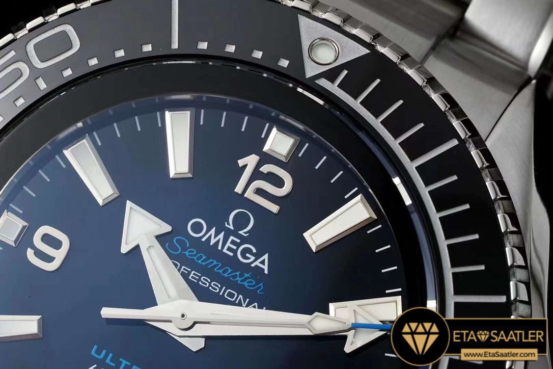 omega-titanium-ultra-deep-blue-03