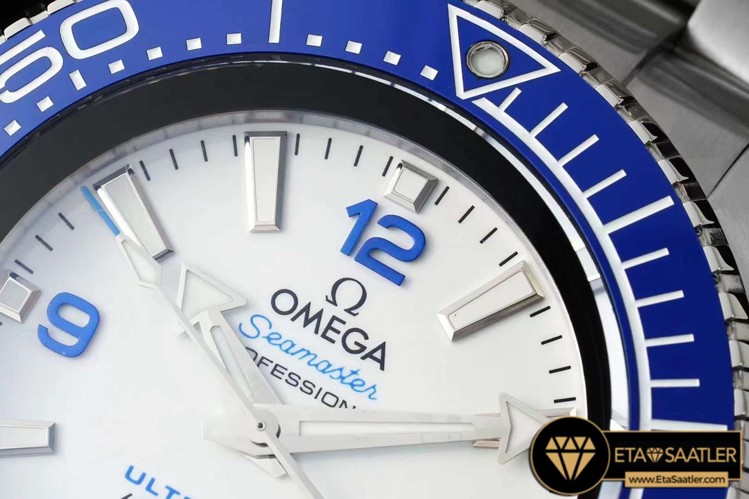 omega-titanium-ultra-deep-blue-white-kadran-03