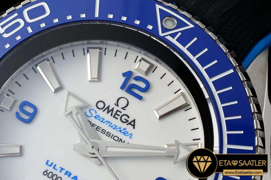 omega-titanium-ultra-deep-blue-white-rubber-04