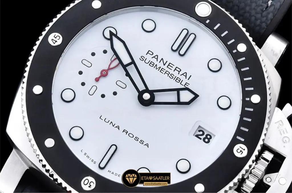 panerai-submarsible-pam01579-luna-rossa-white-dial-super-clone-eta-010