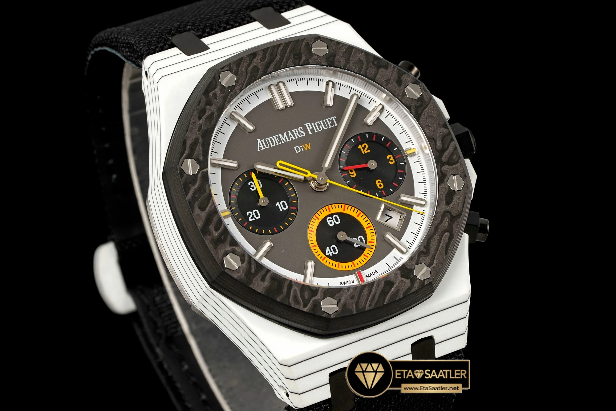 audemars-piguet-royal-oak-26240-diw-q-race-carboquartz-gri-super-clone-eta-01-02
