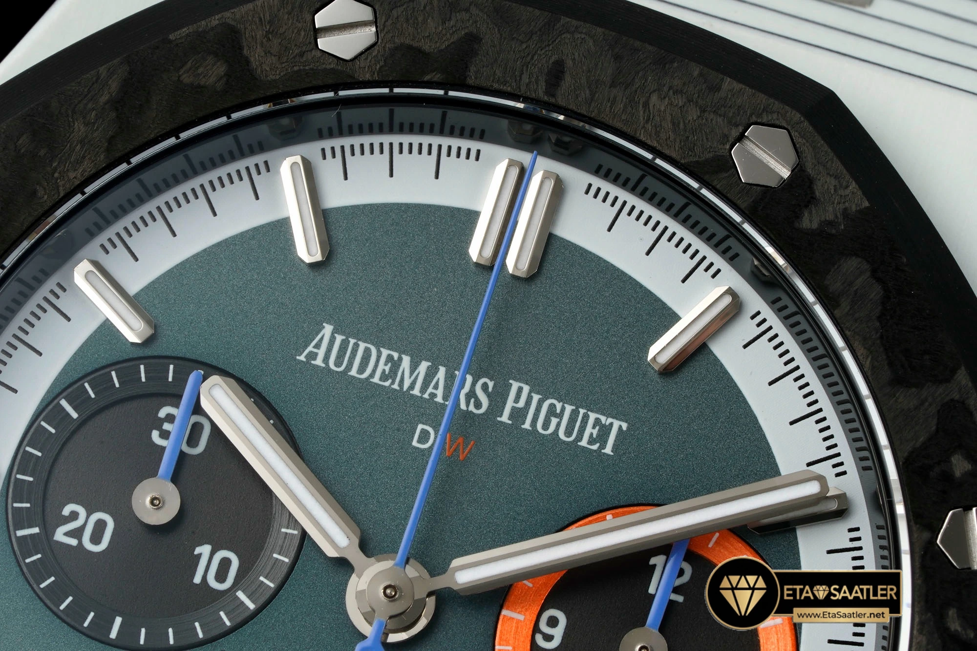 audemars-piguet-royal-oak-26240-diw-q-race-carboquartz-turkuaz-super-clone-eta-04