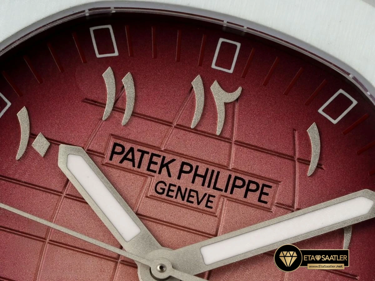patek-philippe-aquanaut-5167-diw-carbonquartz-royale-velcro-kirmizi-kordon-elde-super-clone-eta-06