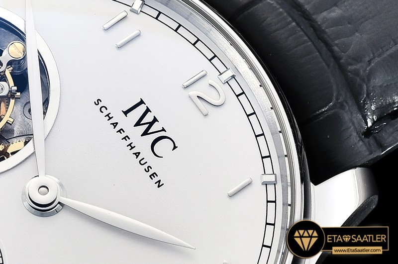 Le wht zf tourbillon 02 02