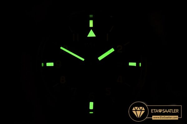 Iwc0441b 17 17