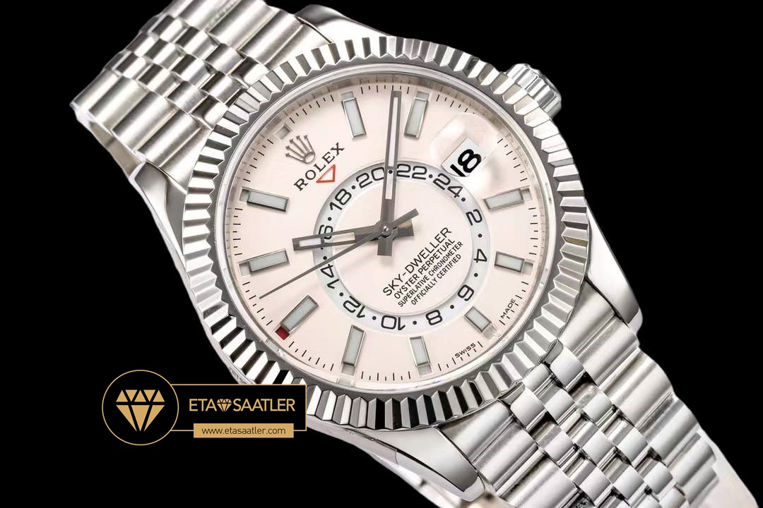 Rolskd020c rolex sky dweller 42mm kirli beyaz kadran 904l Çelik jubile super clone eta (4) 04 Rolex Sky-Dweller 42mm Kirli Beyaz Kadran 904L Çelik Jubile Super Clone ETA