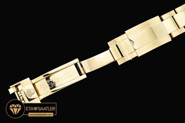 ROLGMT119B – GMT II BlkWht Rubies YGYG Blk BP A3186 Mod 03.jpg modelleri